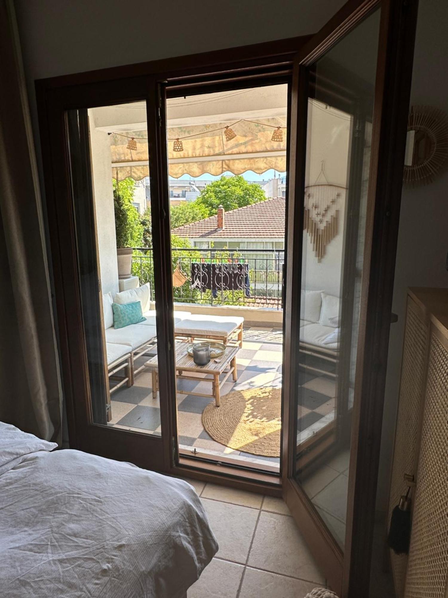 Nice, Spacious And Bright In Thermi, Thessaloniki. Apartment