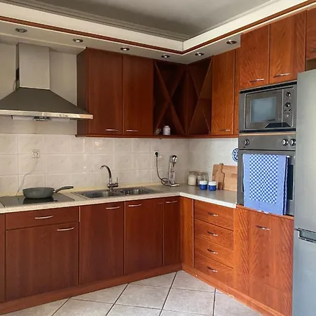 Nice, Spacious And Bright Apartment In Thermi, Thessaloniki. Exterior photo