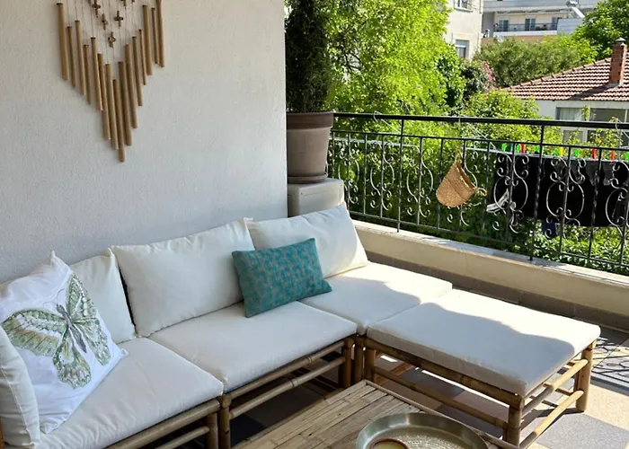 Nice, Spacious And Bright Apartment In Thermi, Thessaloniki.