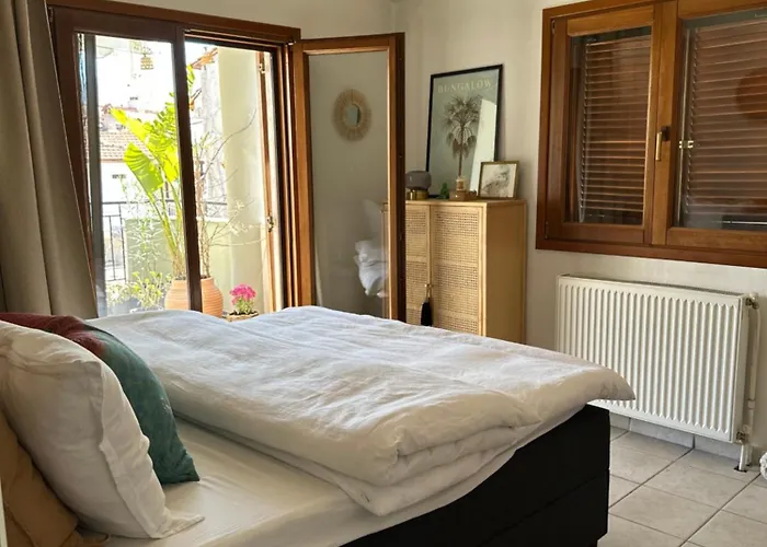Nice, Spacious And Bright Apartment In Thermi, Thessaloniki.