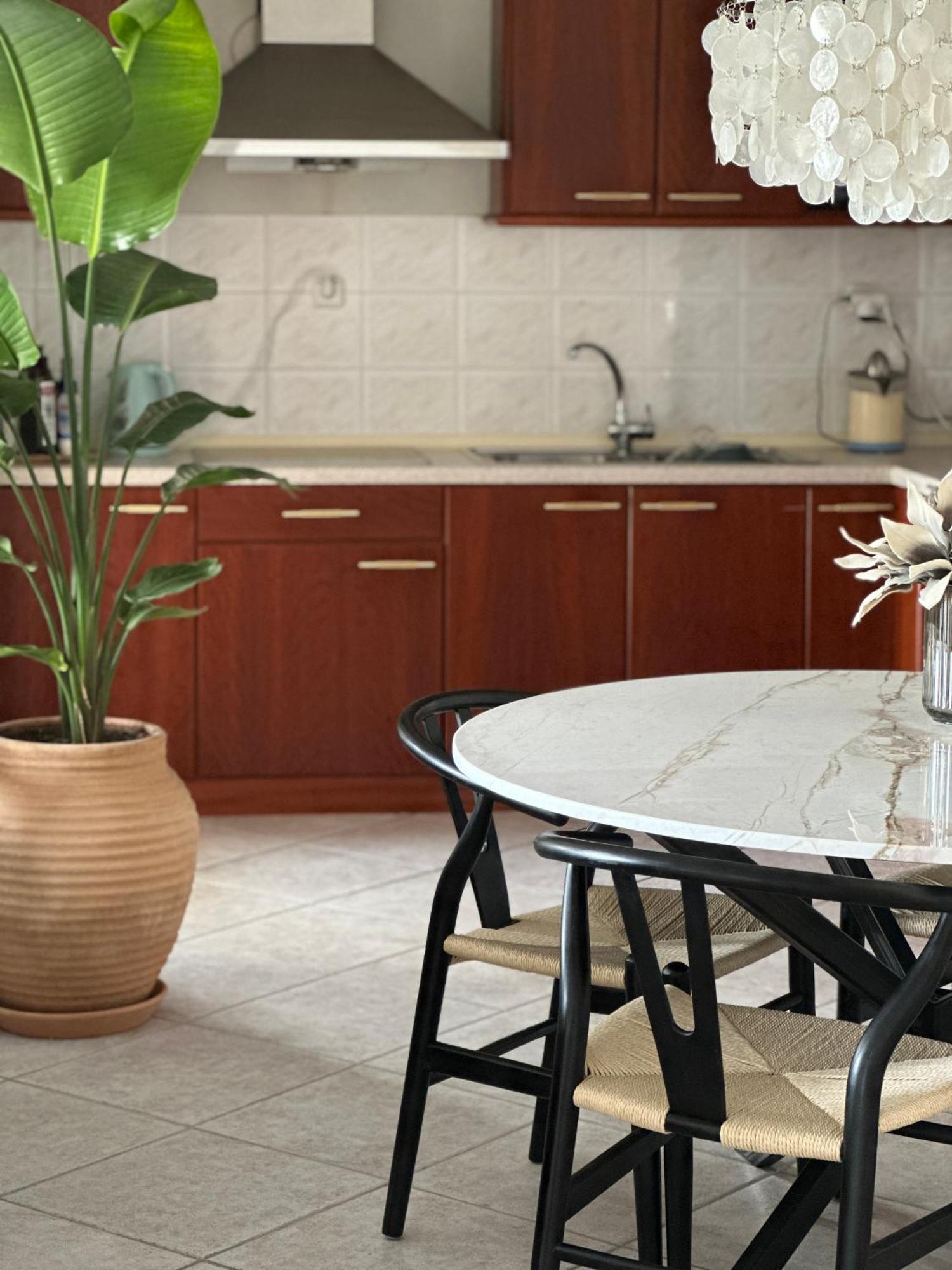 Apartment Nice, Spacious And Bright In Thermi, Thessaloniki. *