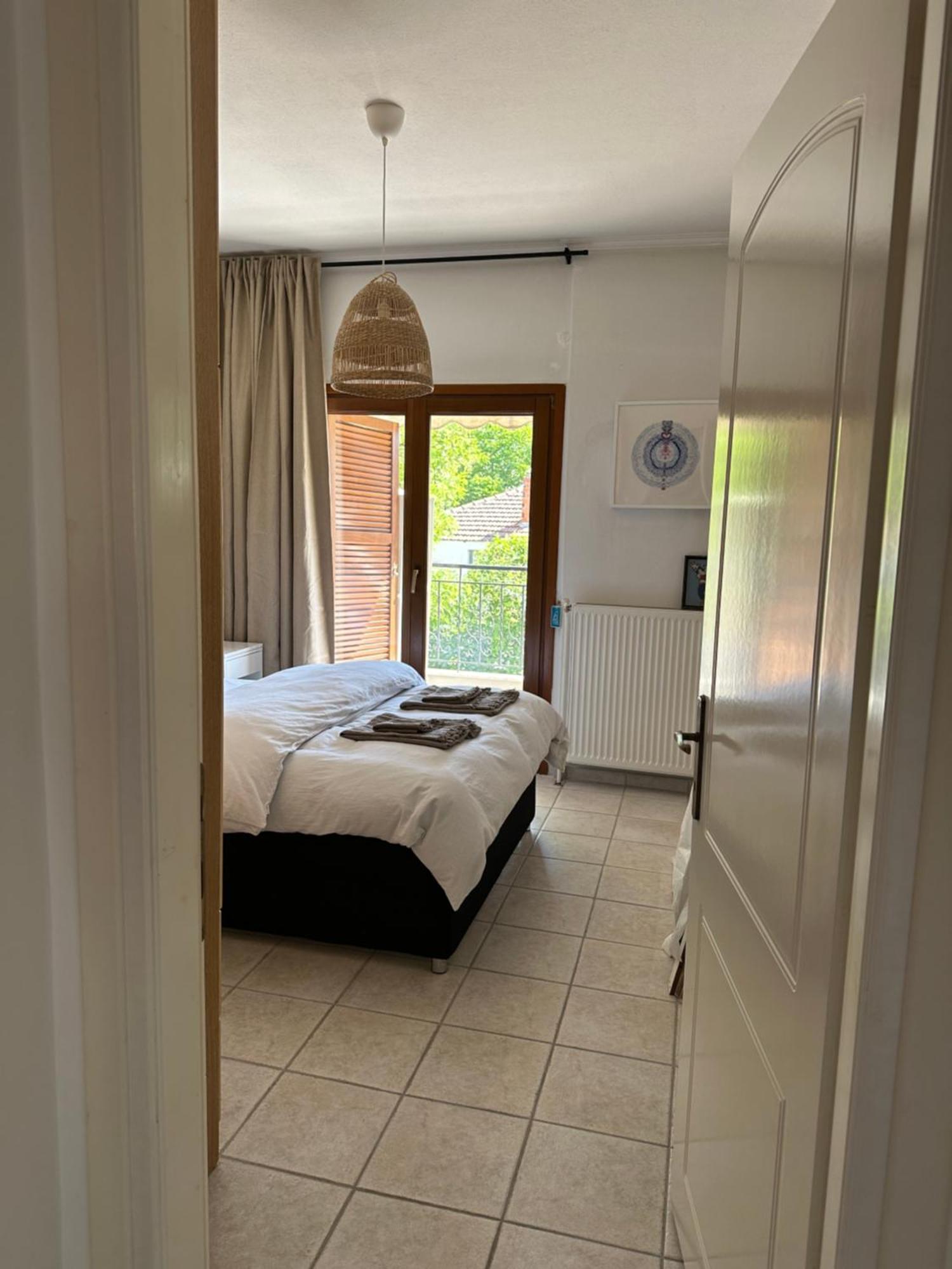 Nice, Spacious And Bright In Thermi, Thessaloniki. Thermi