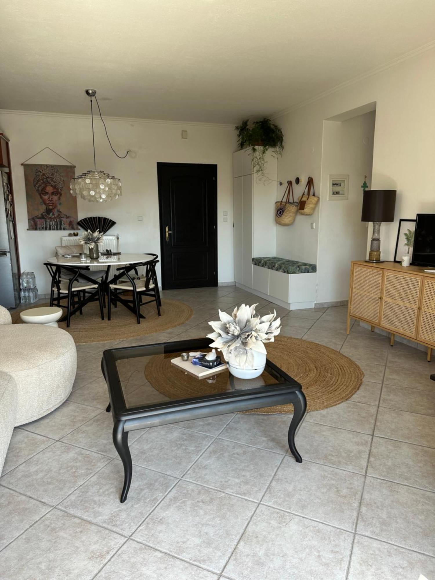 Nice, Spacious And Bright In Thermi, Thessaloniki.