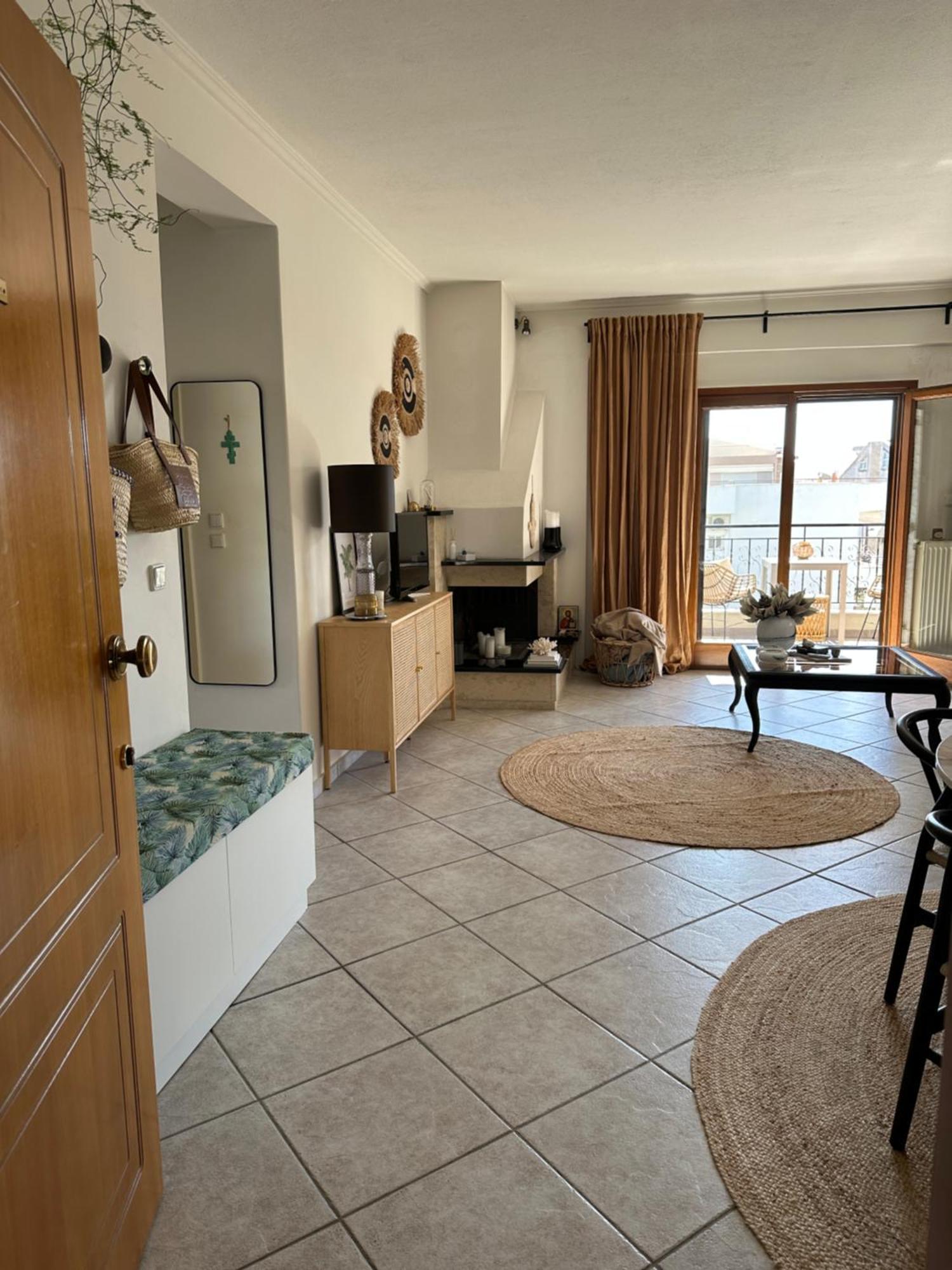 Nice, Spacious And Bright In Thermi, Thessaloniki. Apartment