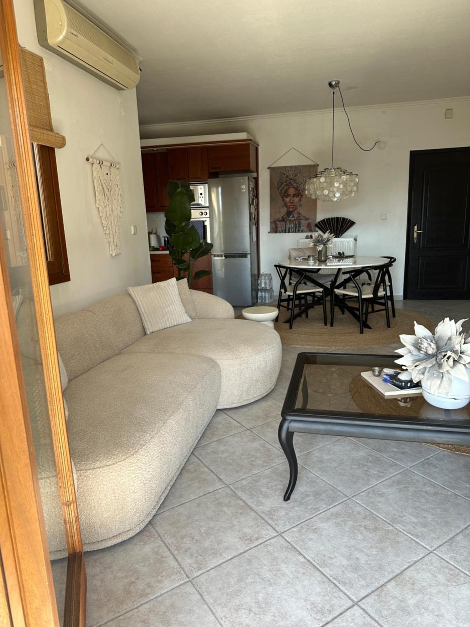 Apartment Nice, Spacious And Bright In Thermi, Thessaloniki. Thermi